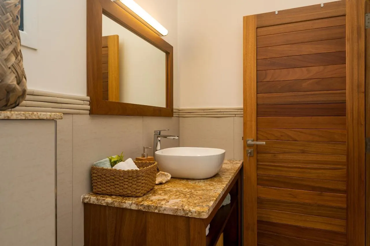 Lodoicea Apartments Bel Ombre