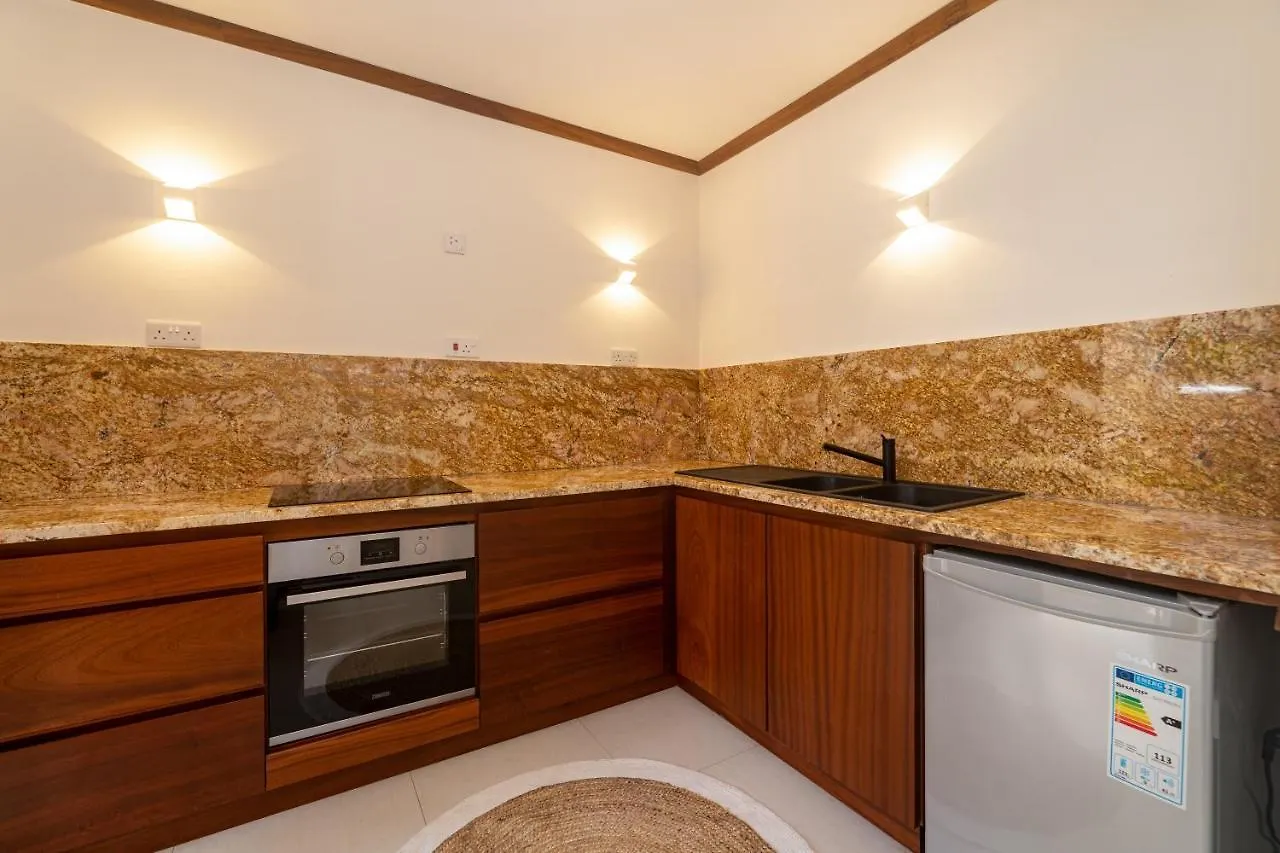 Lodoicea Apartments Bel Ombre