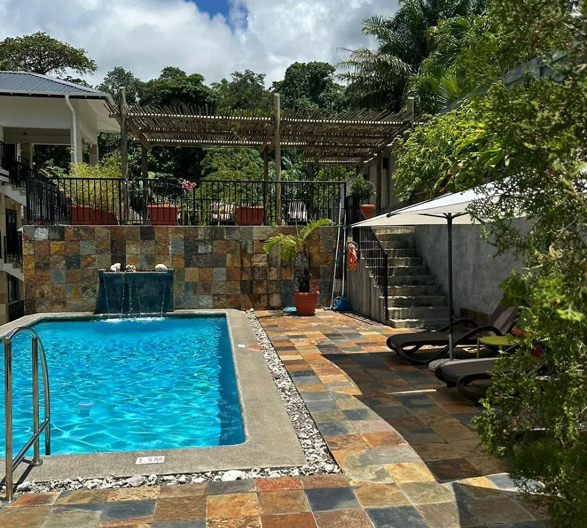 Lodoicea Apartments Bel Ombre